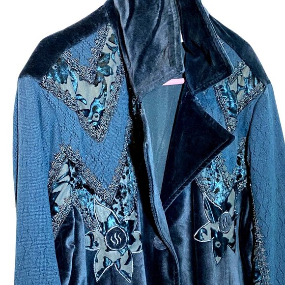 Vintage 1970s Newport News Boho Deep Teal Blue Velvet & Floral Embroidered Coat - Picture 7 of 12